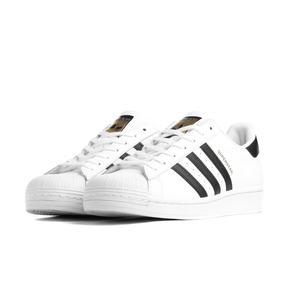 Adidas superstars